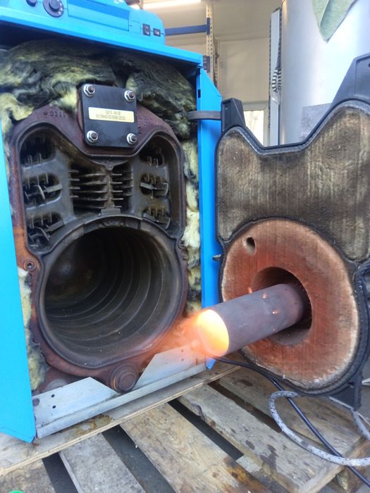 Piec olejowy Buderus G215 rakietowy 48-59 kw nie 100 kelw