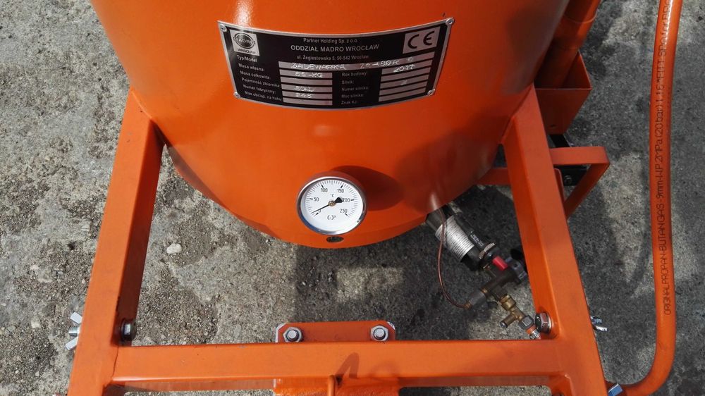 Zalewarka do szczelin MADRO / NOWA / GWARANCJA