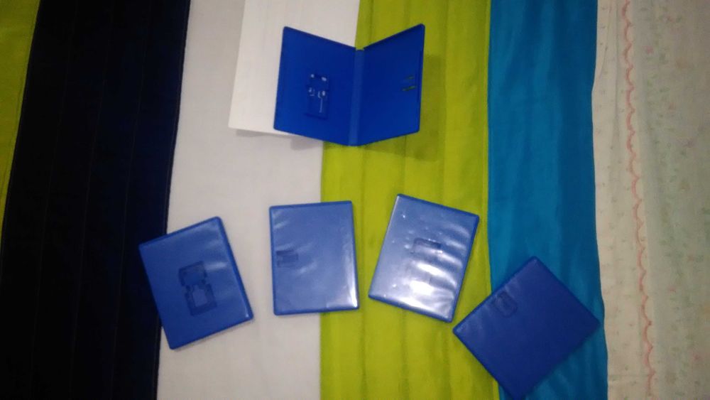 PS Vita - Flash Card Box64751699662339120