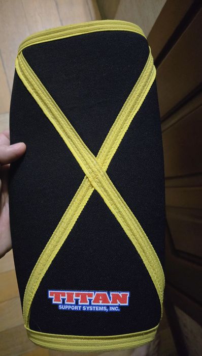 Наколінники Titan, розмір S