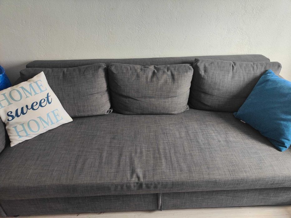 Sofá Cama 3 lugares IKEA Friheten