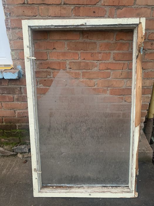 Отдам бесплатно- даром стекло либо раму со стеклом