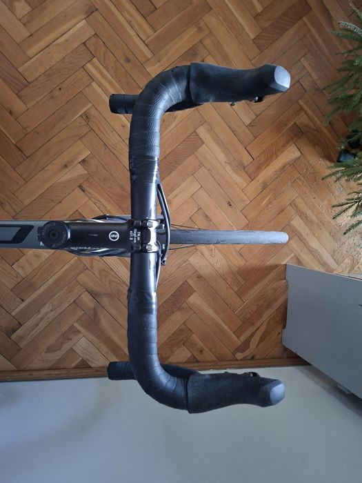 Rower szosowy Kross Vento 7.0 rozmiar M Shimano 105