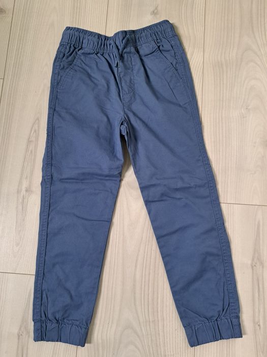 Spodnie joggery Reserved r.128