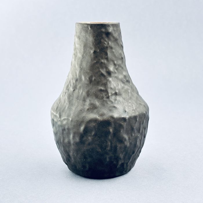 lata 60-te piękny wazonik ceramiczny