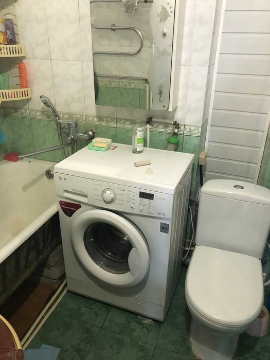 Продам 3 ком. кв.-ру в п. Эсхар. 3/5