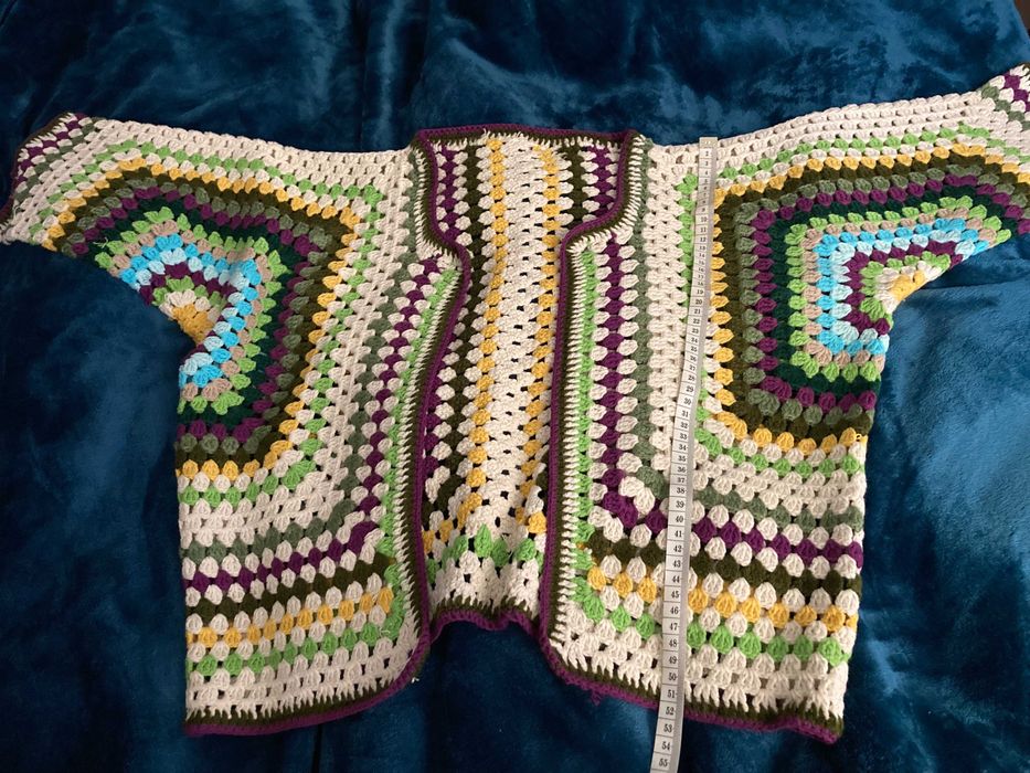 Casaco Mulher Cardigan Crochet lã para mulher feito a mao / roxo, amrl