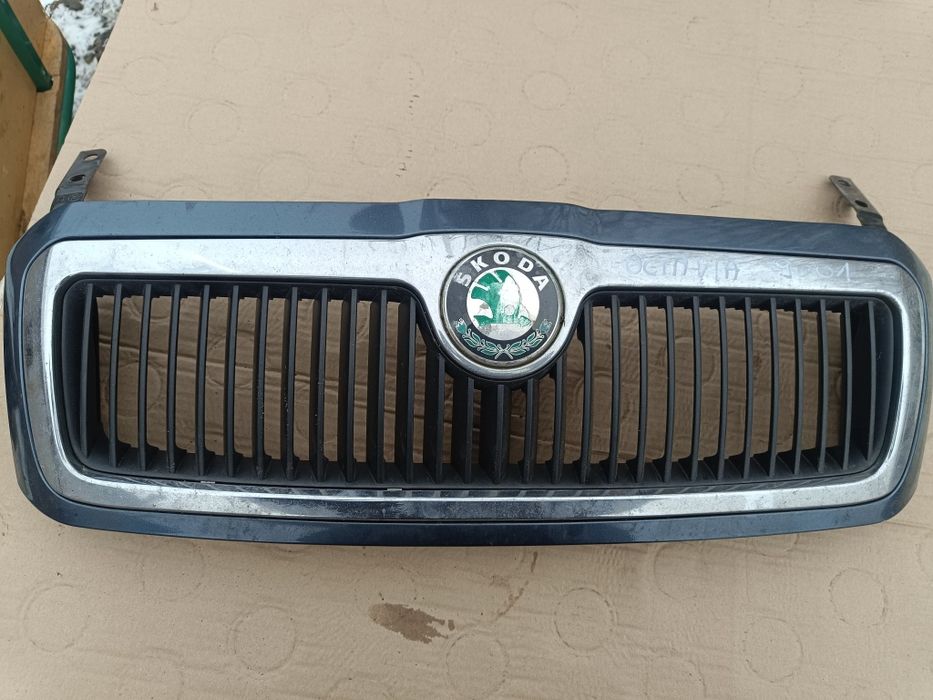 Atrapa grill Skoda Octavia I lift 9901
