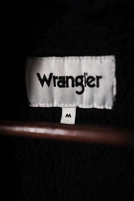 Denimowa kurtka Sherpowa od 'Wrangler', spersonalizowana / M