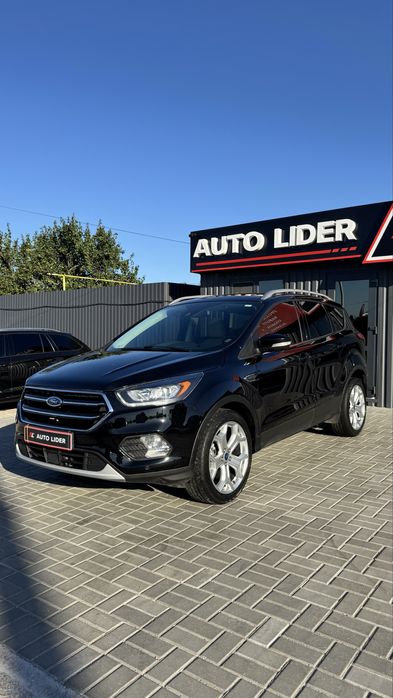 Ford Escape Форд Ескейп TITANIUM 2019 р 2,0 бенз 4WD 8АКПП 48 т.км.