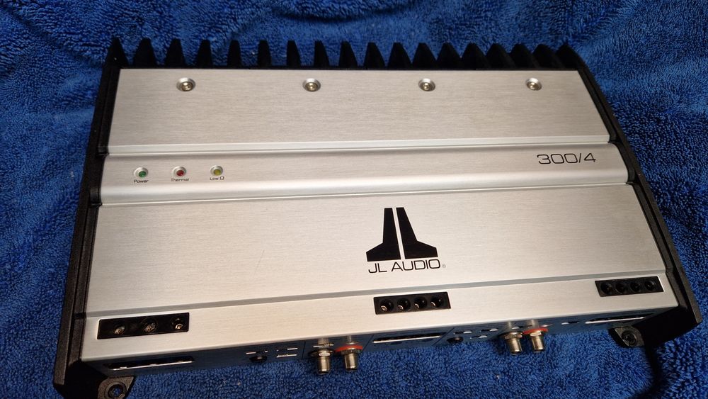 JL Audio Slash 300/4 Hi-End AB