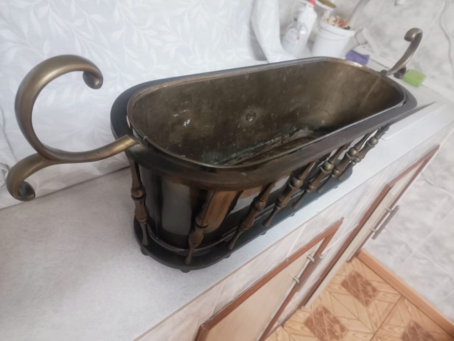 Вінтажний горщик  вазон бронзовий