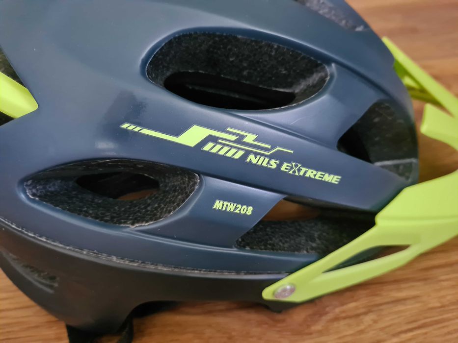 Kask rowerowy NILS EXTREME MTW 208