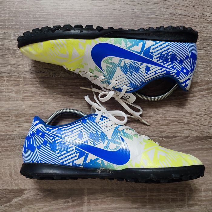 Чоловічі футзалки, сороконожки, бампи Nike size 40/25.5