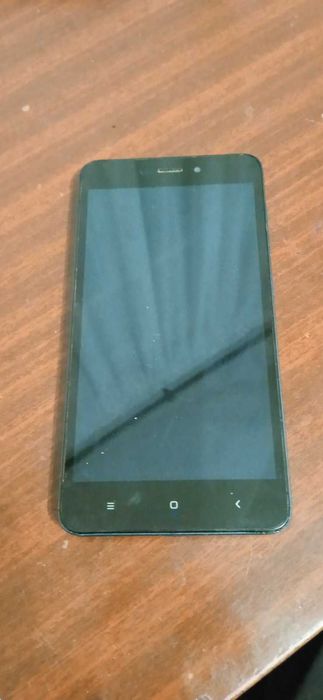 Телефон Xiaomi Redmi 4A у робочому не поганому стані. Замінено батарею