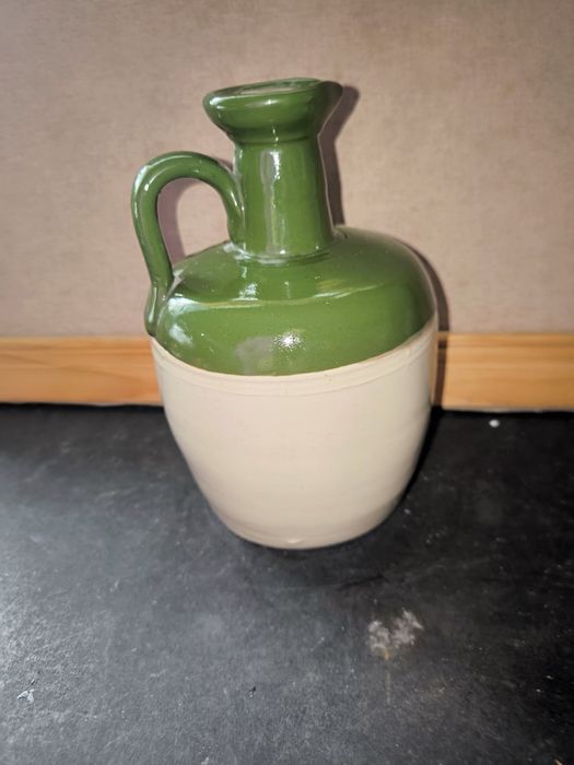 Garrafa em barro coleção