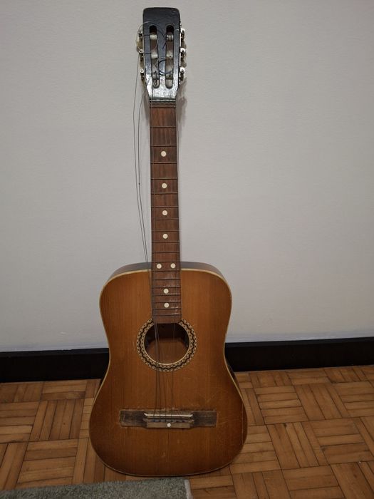 Gitara akustyczna