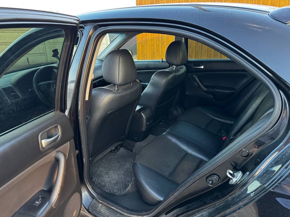 Продам Honda Accord 7 Type S 2,4 мех
