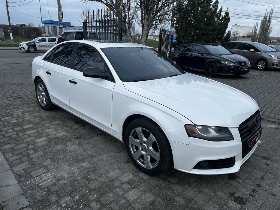 Ауди А4 2.0 в отличном состоянии