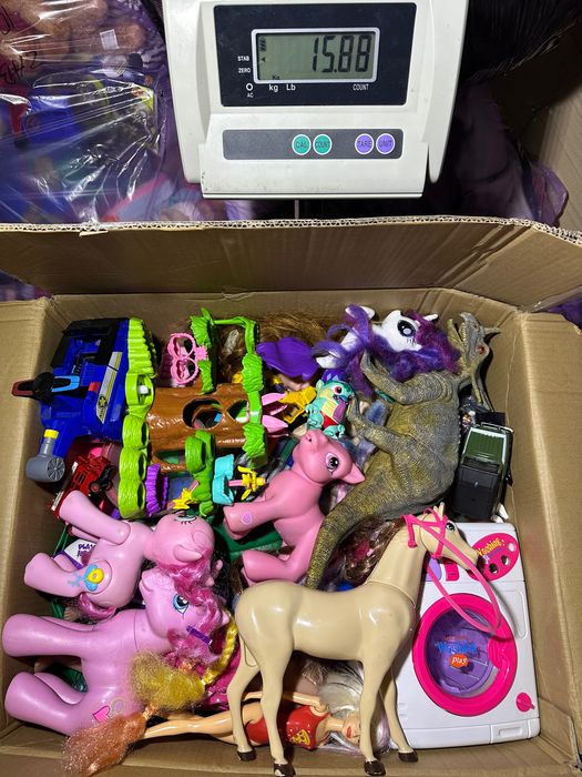 Zestawy zabawek twardych używanych dla dzieci od 3 lat