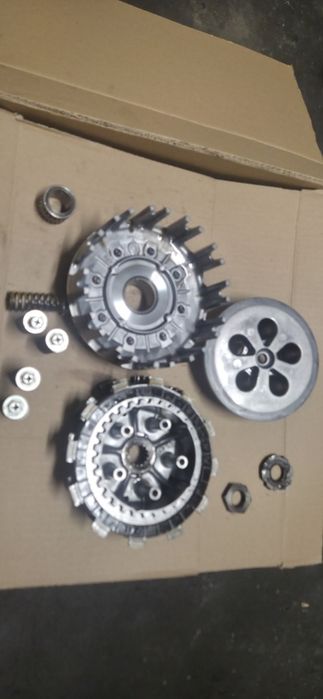 Kosz sprzegłowy sorzegło komplet Yamaah yzf 250 rok 14-18 części