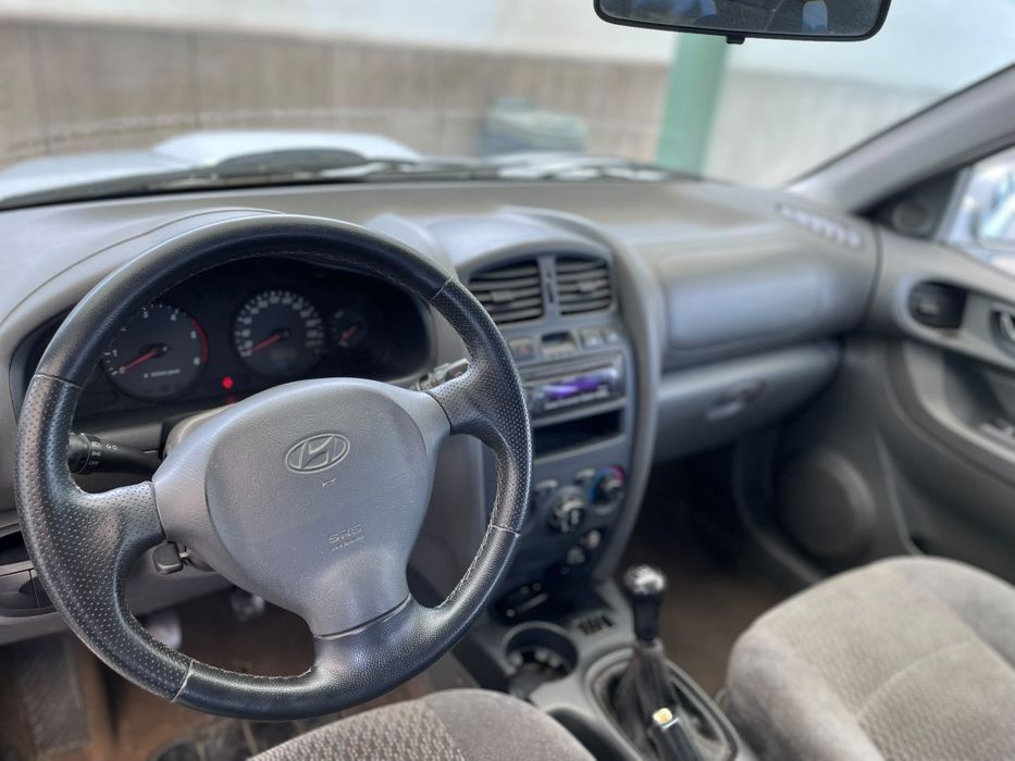 Jipe hyunday santa fé 2.0 drci turbo, de 2002 com 220 mil km, teto de abrir