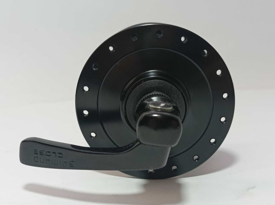 Dynamo w piaście Shimano DH-3N72 36H czarne V-Brake