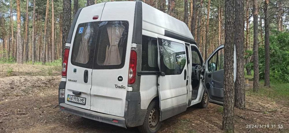 Renault Trafic 2007 II покоління (FL), високий, білий