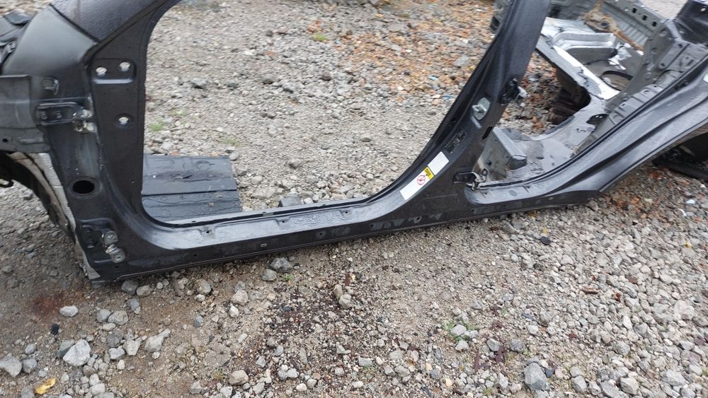 Toyota Camry 40 четверть передняя левая лонжерон стакан стойка