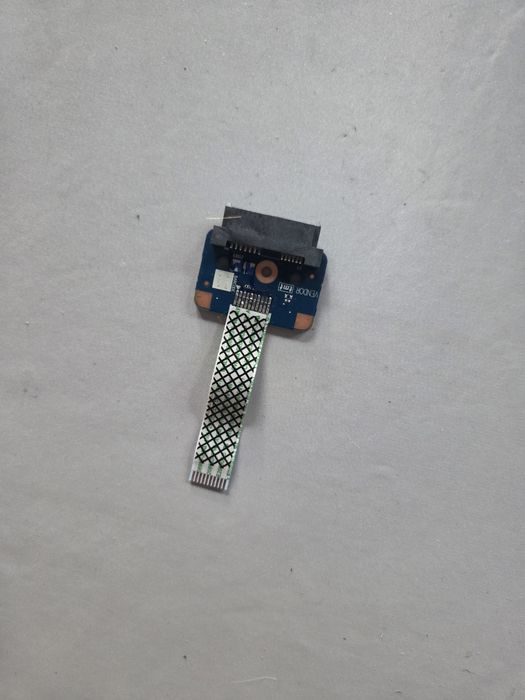 Sprzedam konektor napędu do laptopa Lenovo G70-80