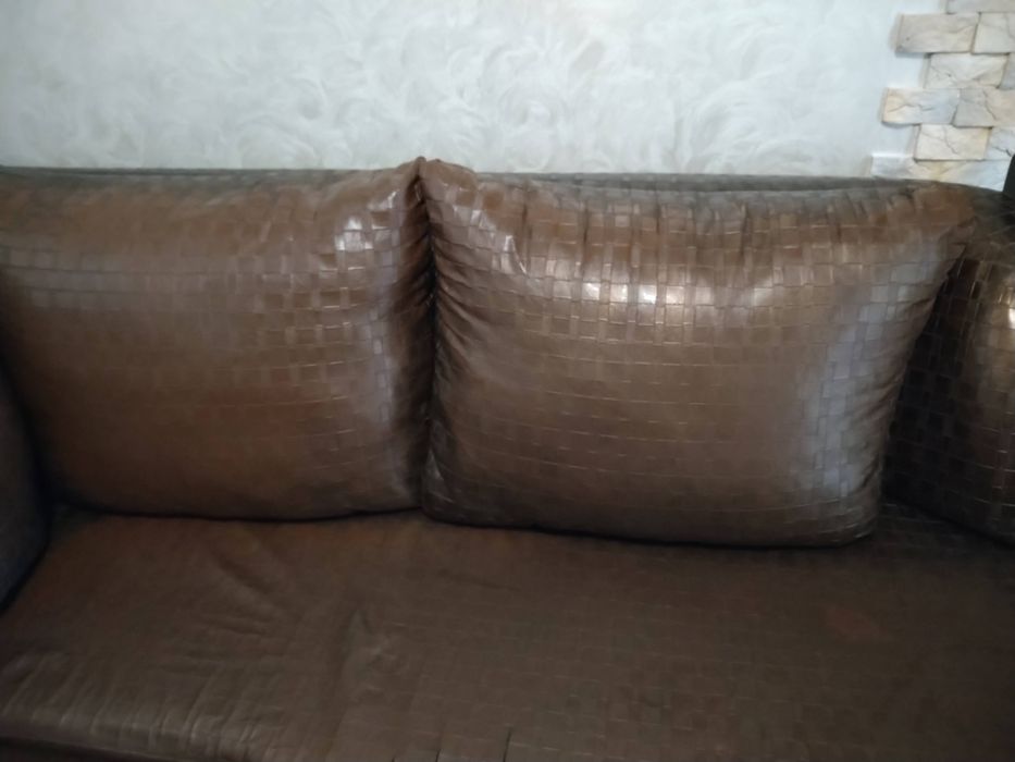 Продаю кутовий диван