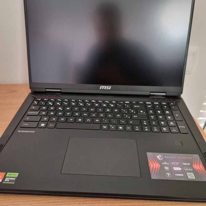 MSI Raider A18 HX Portátil Gaming