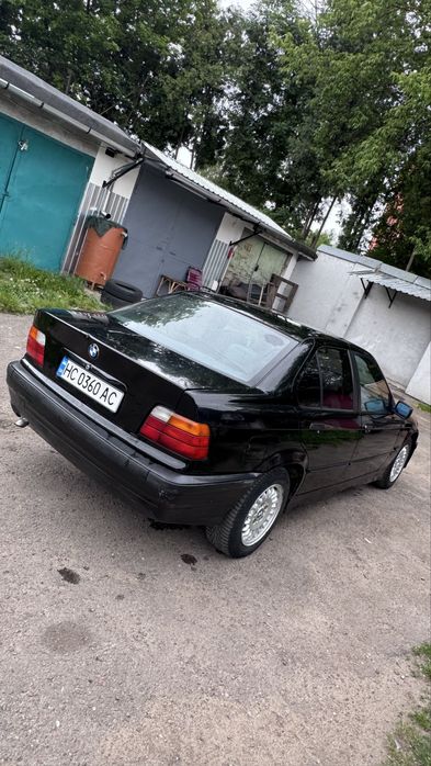 BMW E36 M50B20 320i