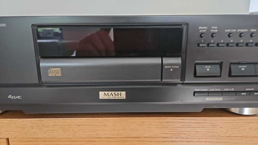 Technics Compact Disck Palyer SL PS-50