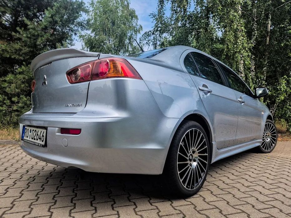 Mitsubishi Lancer