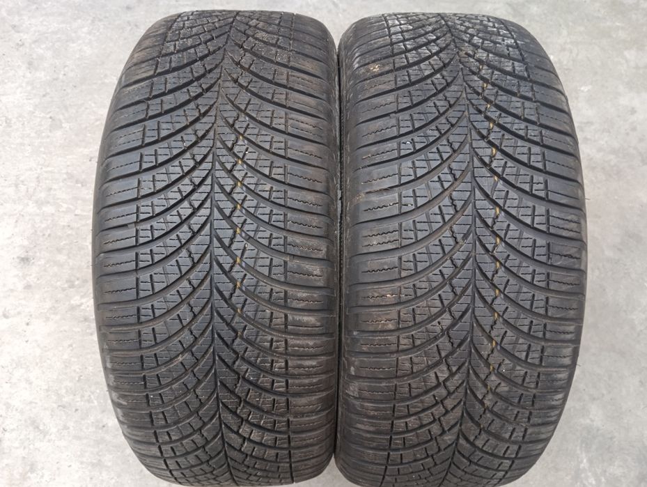 245/45 R18 100Y Goodyear Vector 4Seasons