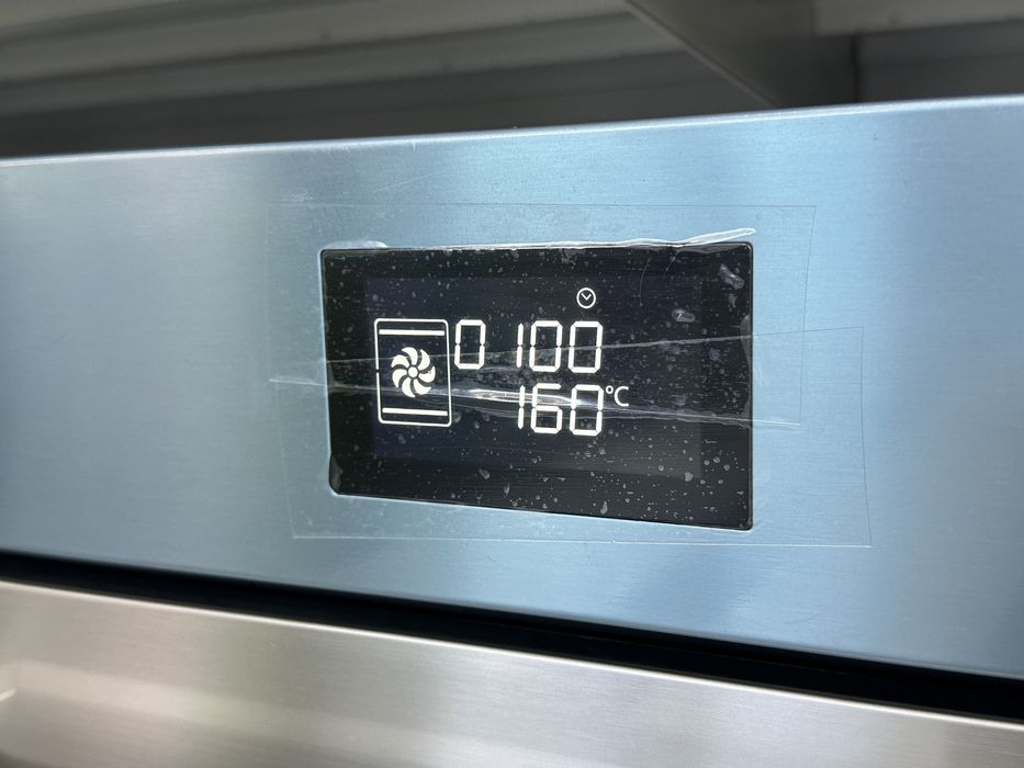 Нова духова шафа SMEG SF6402TVX духовка смег