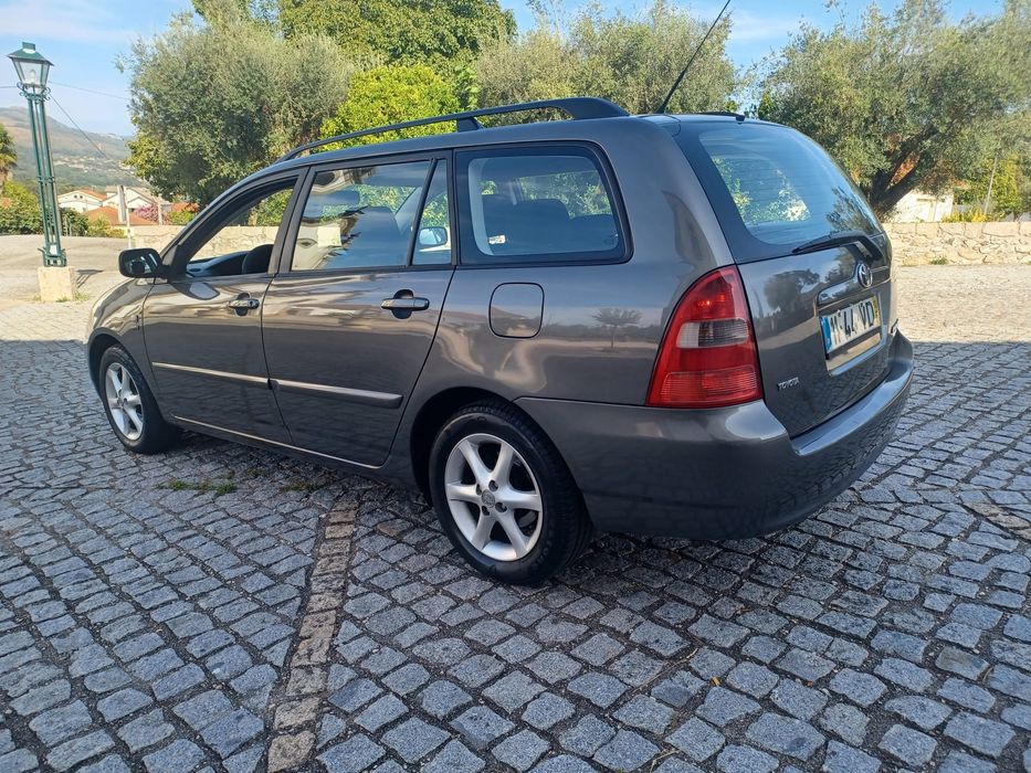TOYOTA COROLLA SW 1.4 VVTI Estado Impecável