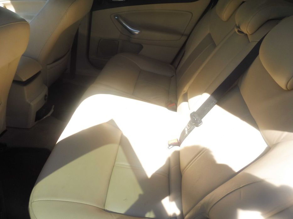 Ford Mondeo MK4 na części maska drzwi klapa błotnik lusterko zderzak
