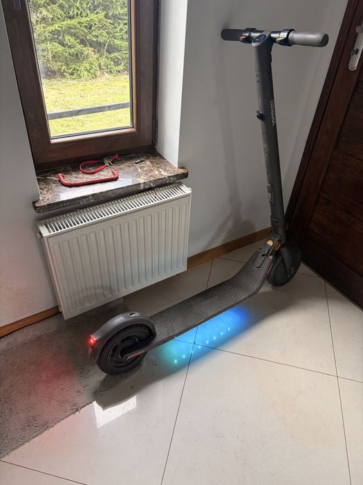 Hulajnoga elektryczna ninebot