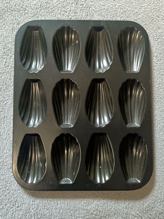 Foremka do pieczenia muszelki 15 x 25 cm