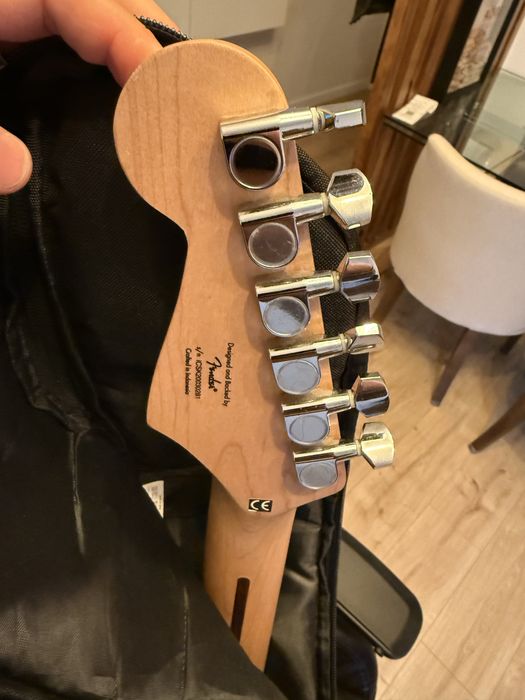 Fender Squire Squier Bullet Strat HSS BSB