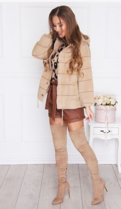 Piekna bezowa alpaka z kapturem 38 40 kurtka plaszcz jesienny welna 36