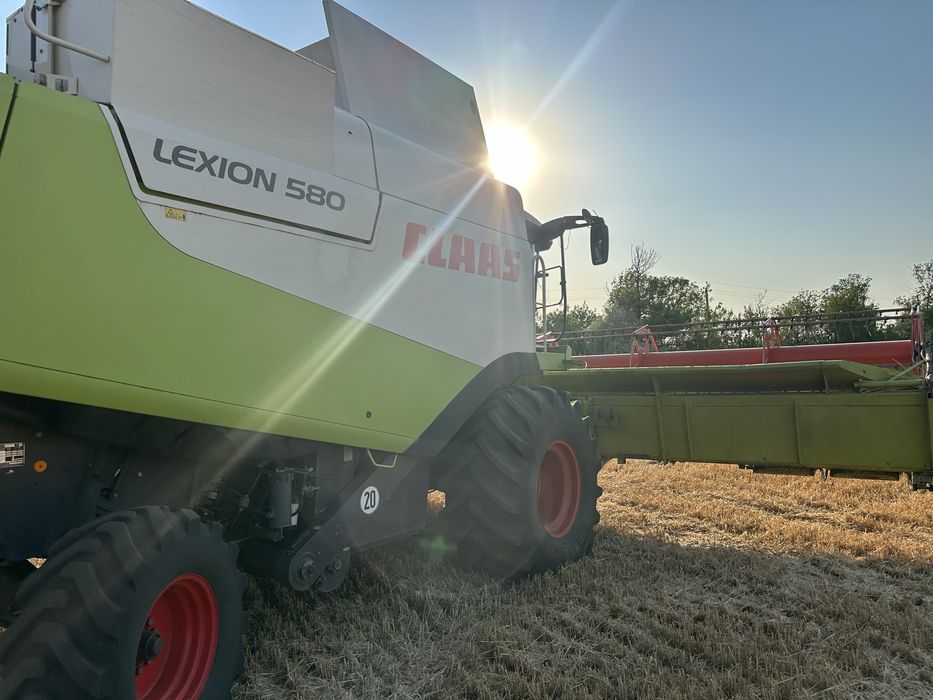 Комбайн Claas Lexion 580+