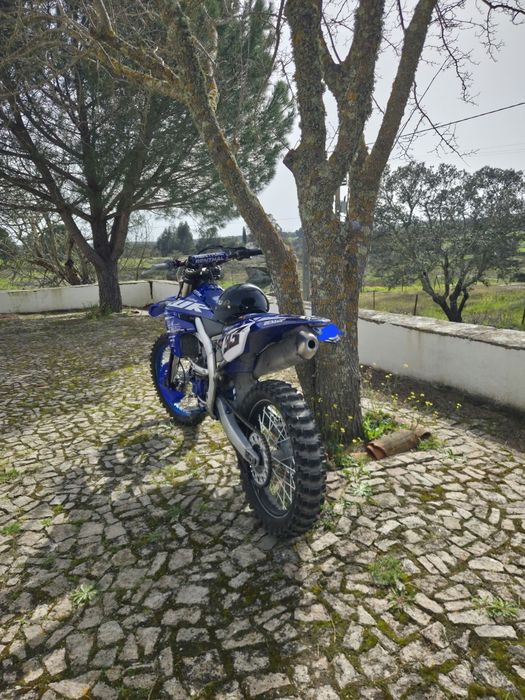 YAMAHA YZ450F sem documentos