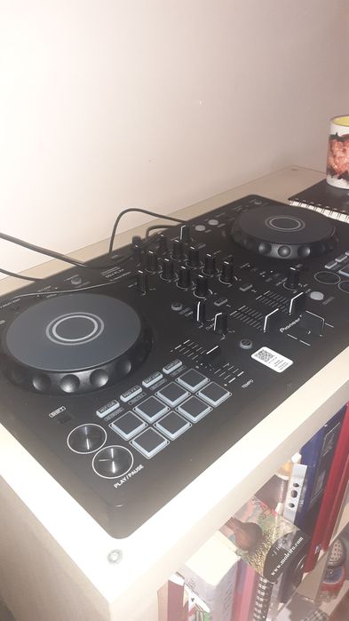 Controlador DJ Pioneer DDJ-FLX4