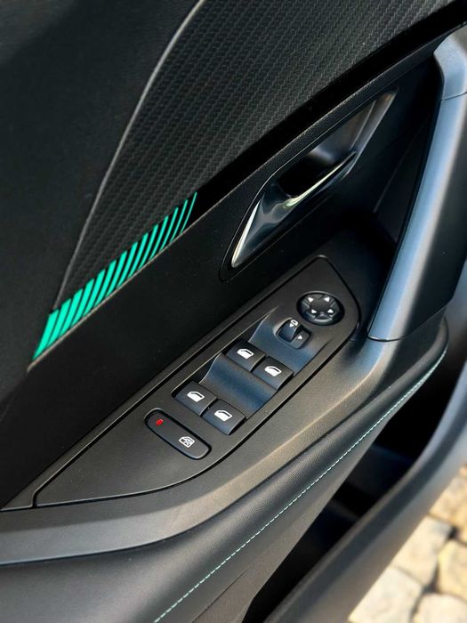 Peugeot e-2008 50kwh SUV elétrico apenas 38000Km — photo 5