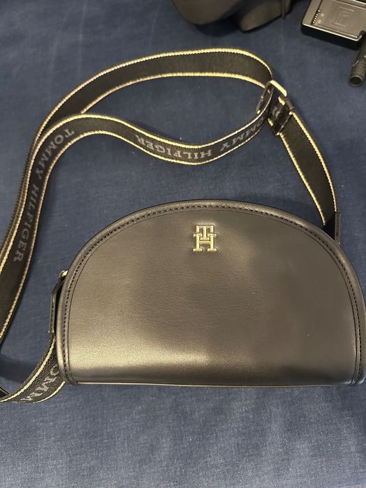 сумка Tommy Hilfiger