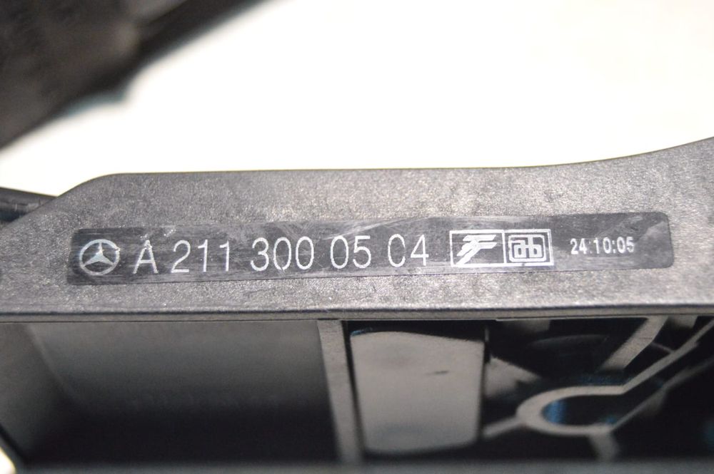 PEDAL PEDALEIRA ACELARADOR ELETRICO MERCEDES BENZ A2113000504