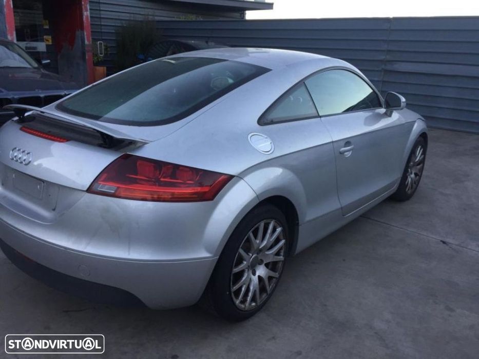 Audi TT 8J de 2008 2.0 TFSI para peças